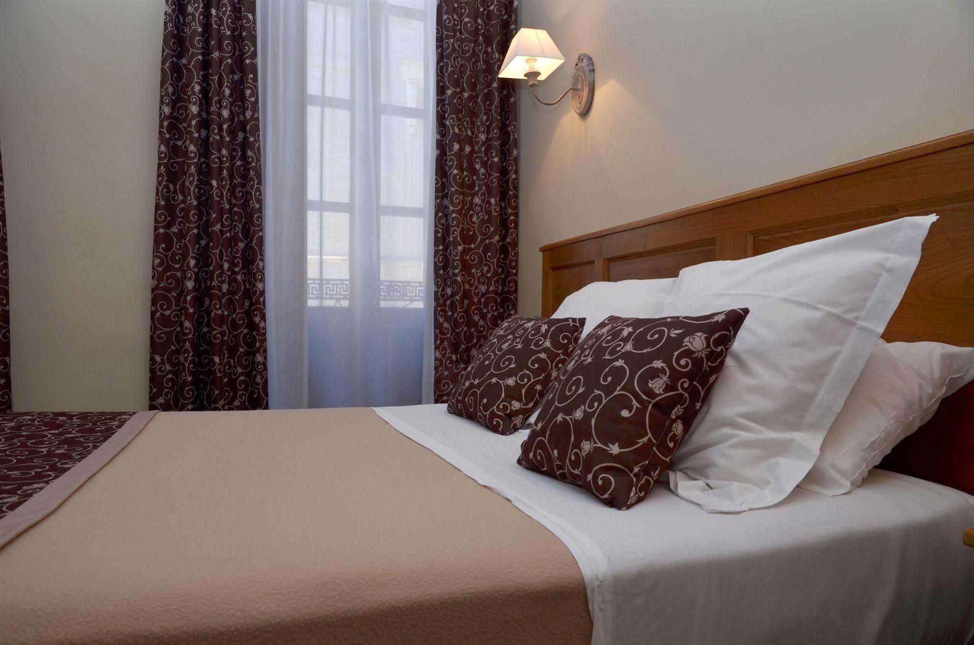Hotel Heliot, Cosy Places By Charme & Caractere Toulouse Exterior foto